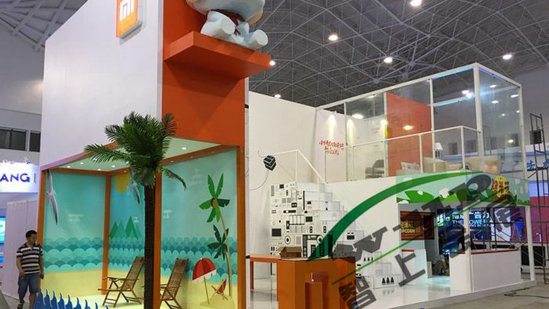 地铁站灯箱广告背后的工艺门道，你真的了解吗